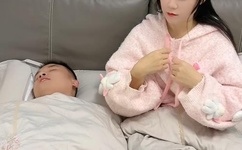 美女裸身无内衣图片全部露出